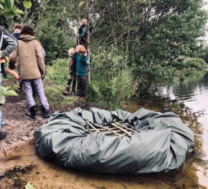 Wild Skills Jaaropleiding 2026 / start 6 maart - raft e1753300082143 - Wild Skills Jaaropleiding 2026 / start 6 maart